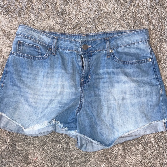 Calvin Klein jean shorts - Picture 1 of 2